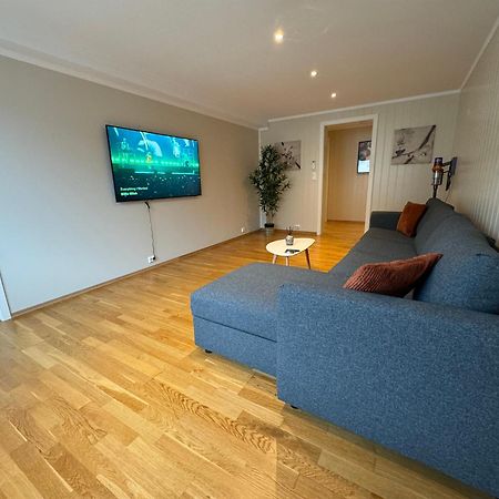 Charming 3-Bedroom Apartment In The Heart Of 克里斯蒂安桑德 外观 照片